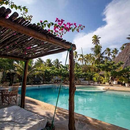 Tropical Boutique Hotel & Resto بينجوي المظهر الخارجي الصورة
