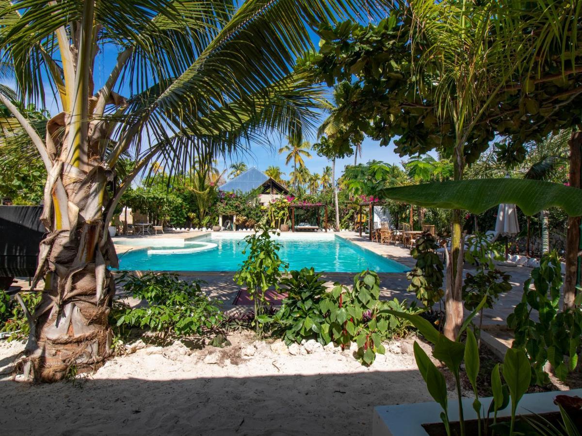 Tropical Boutique Hotel & Resto بينجوي المظهر الخارجي الصورة