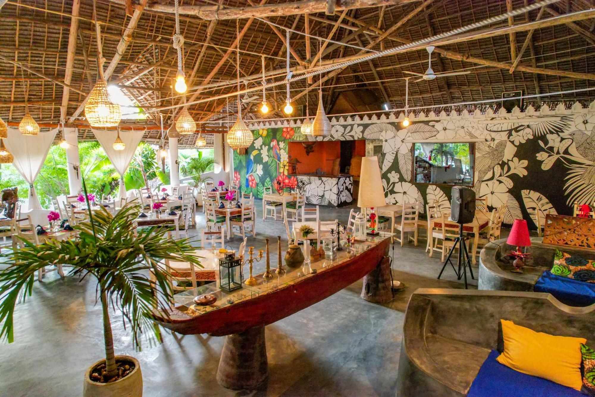 Tropical Boutique Hotel & Resto بينجوي المظهر الخارجي الصورة